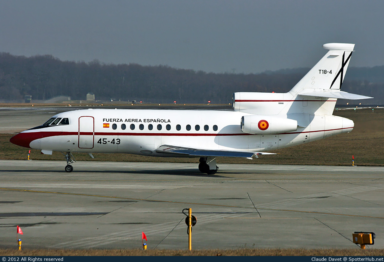Photo of T.18-4 - Dassault Falcon 900B operated by Spanish Air Force