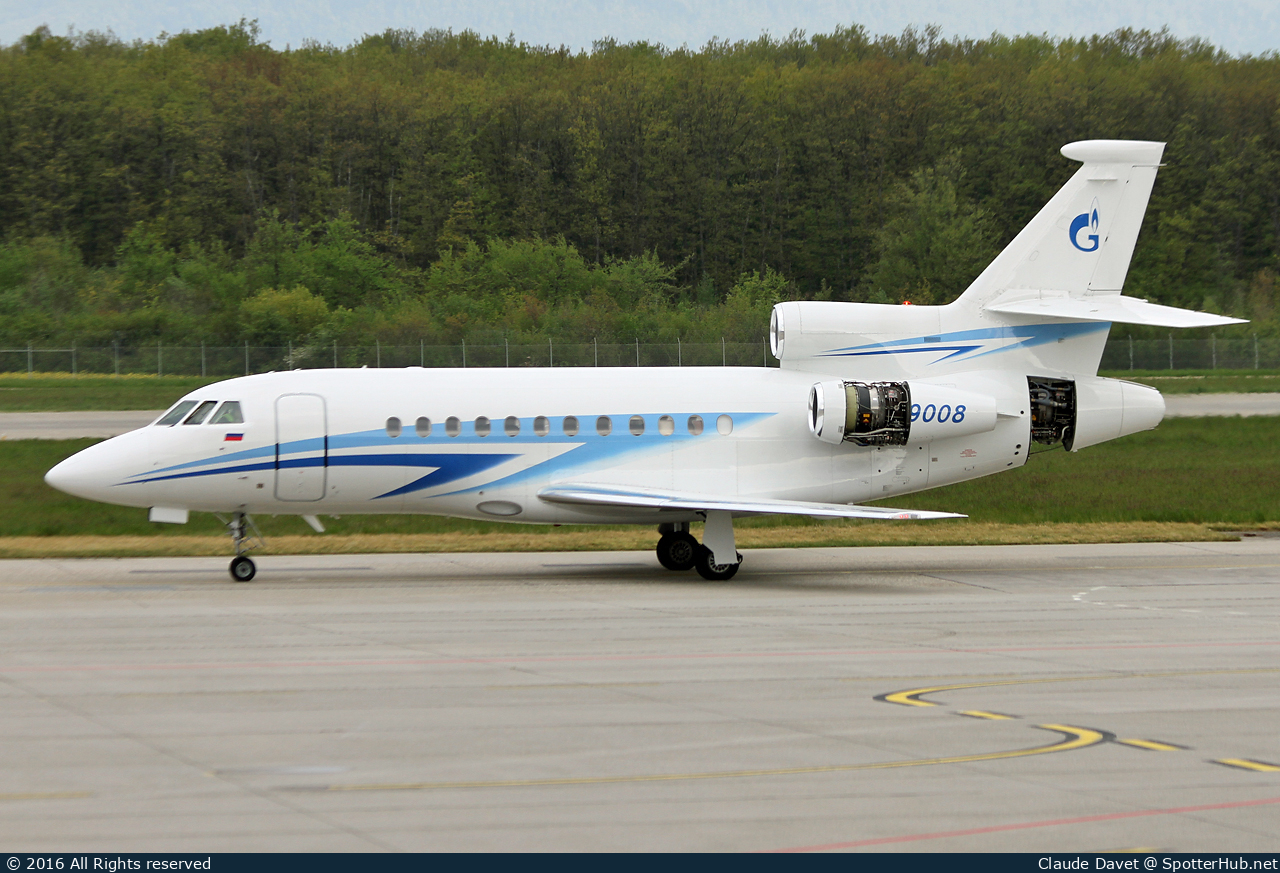 Photo of RA-09008 - Dassault Falcon 900EX operated by Gazpromavia