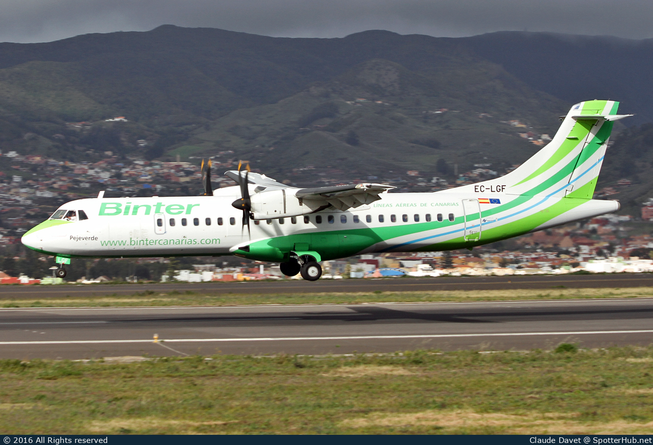 Photo of EC-LGF - ATR 72-500 operated by Binter Canarias (opb Naysa)
