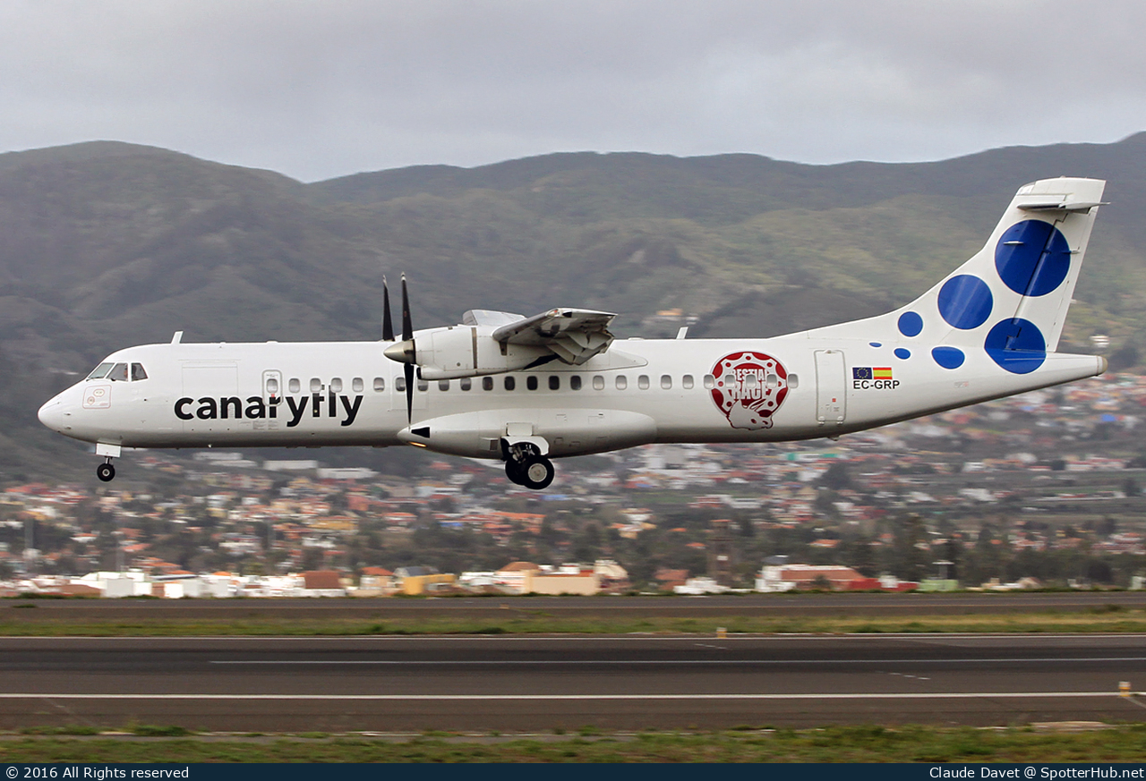 Photo of EC-GRP - ATR 72-202 operated by Canaryfly