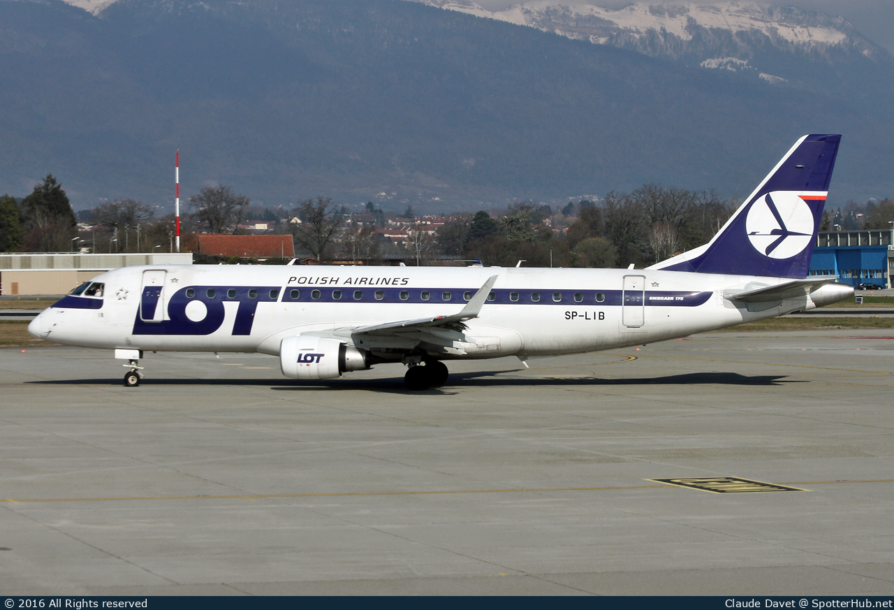 Photo of SP-LIB - Embraer ERJ-175STD operated by LOT Polish Airlines