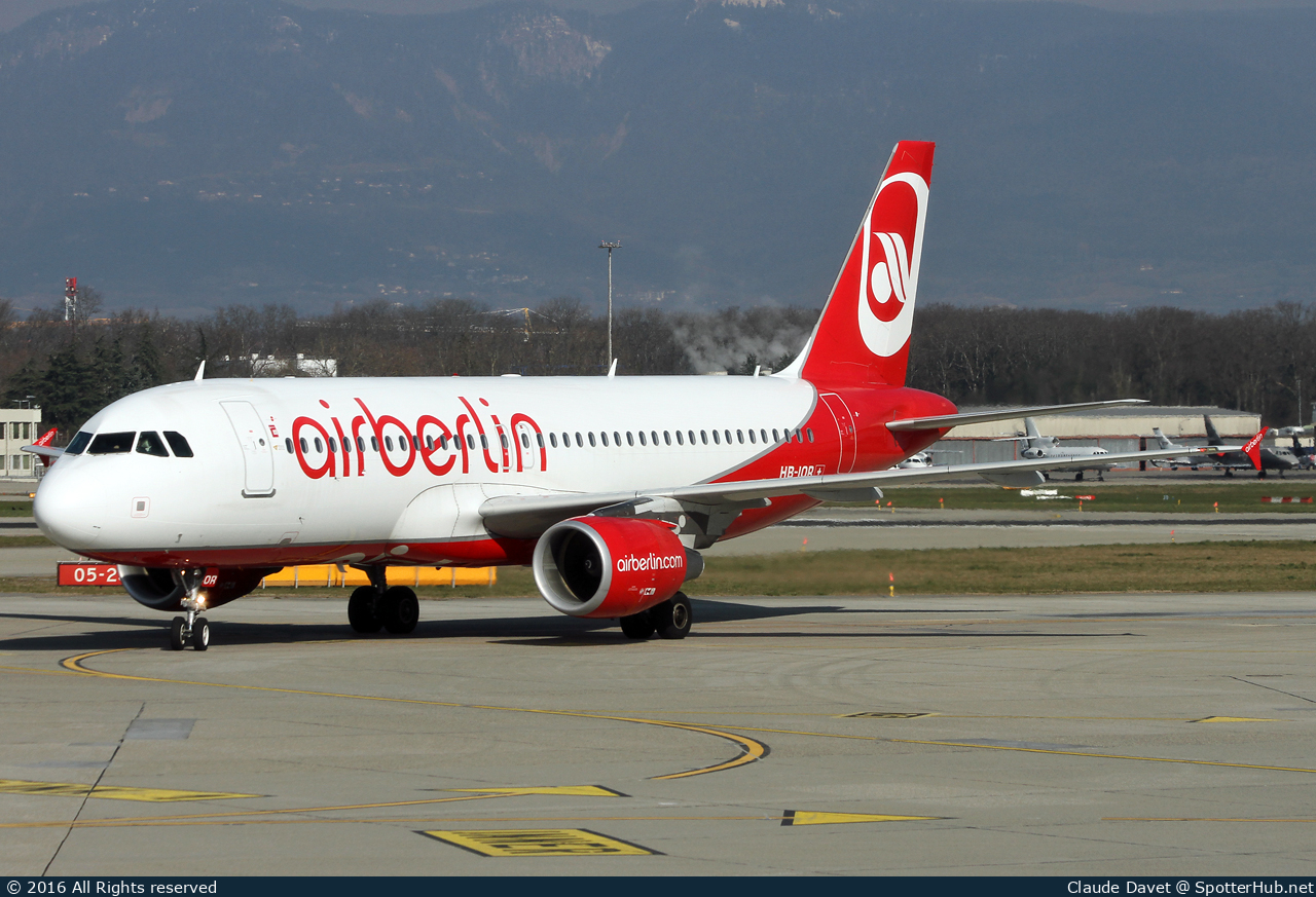 Photo of HB-IOR - Airbus A320-214 operated by Air Berlin (opb Belair Airlines)