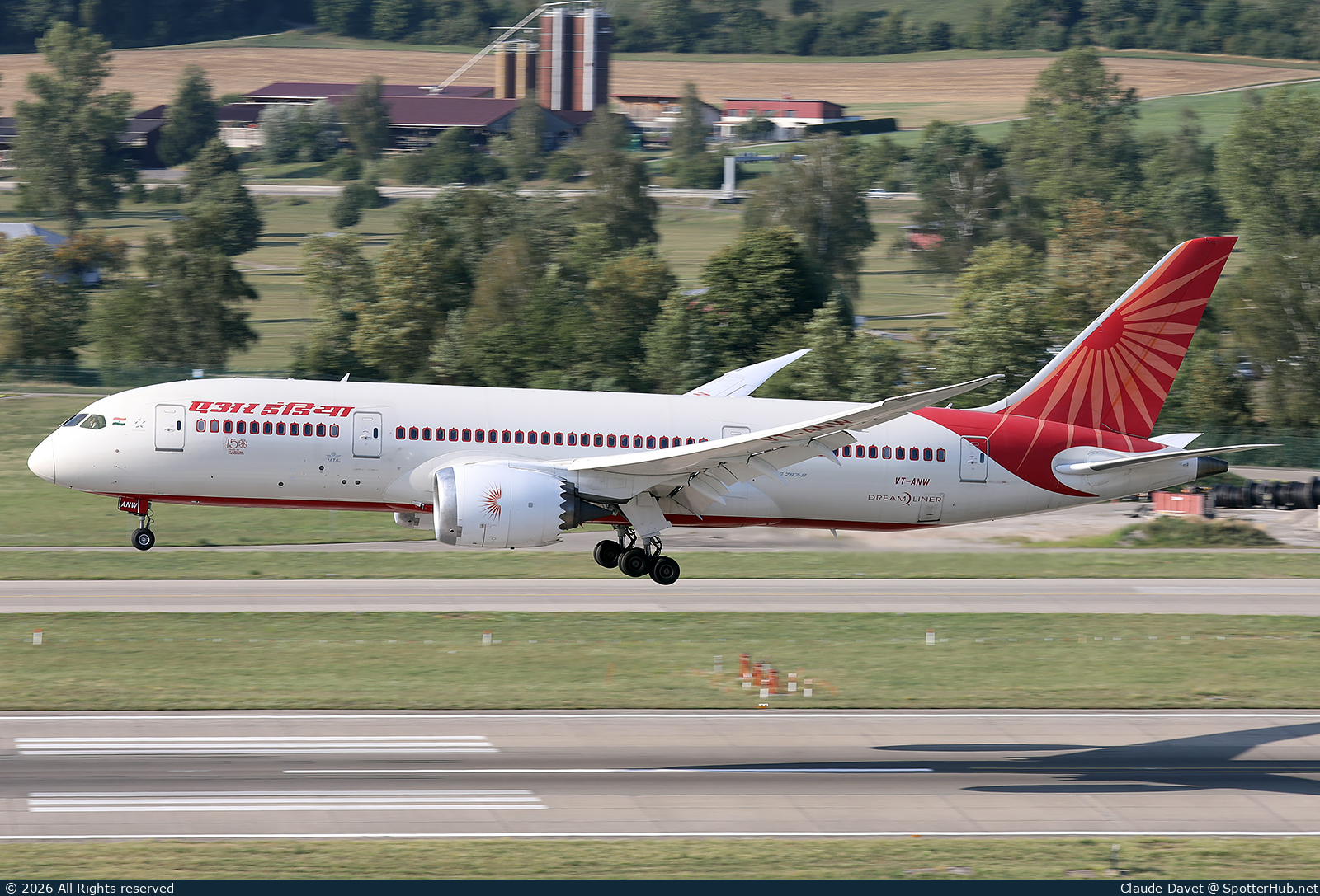Photo of VT-ANW - Boeing 787-8 Dreamliner operated by Air India
