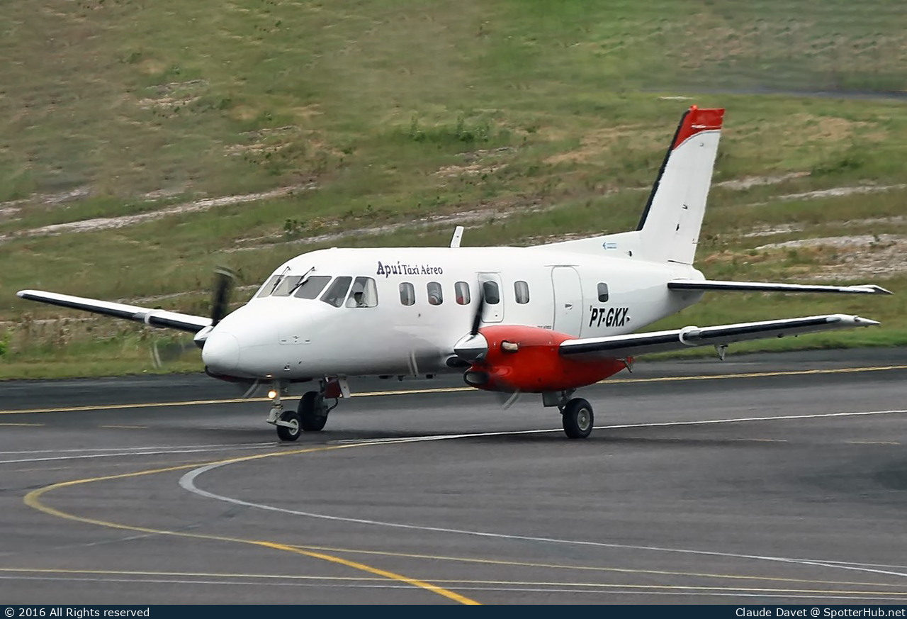 Photo of PT-GKX - Embraer EMB-110P Bandeirante operated by Apuí Táxi Aéreo