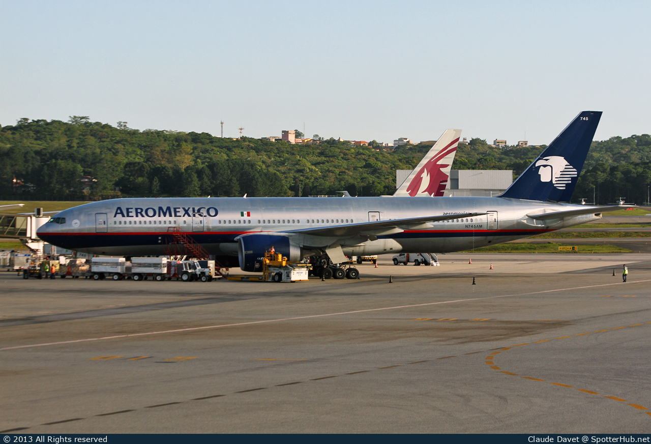 Photo of N745AM - Boeing 777-2Q8(ER) operated by Aeroméxico