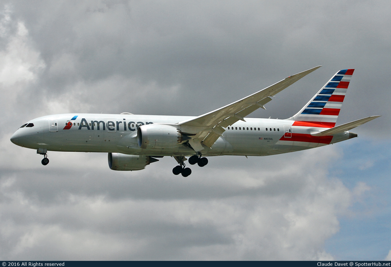Photo of N803AL - Boeing 787-8 Dreamliner operated by American Airlines