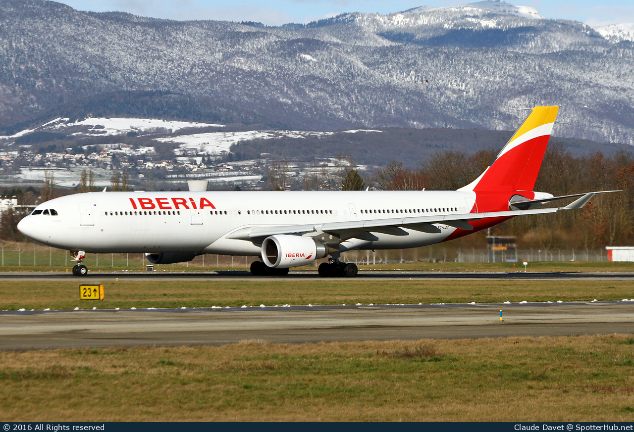 Photo of EC-LZX - Airbus A330-302 operated by Iberia