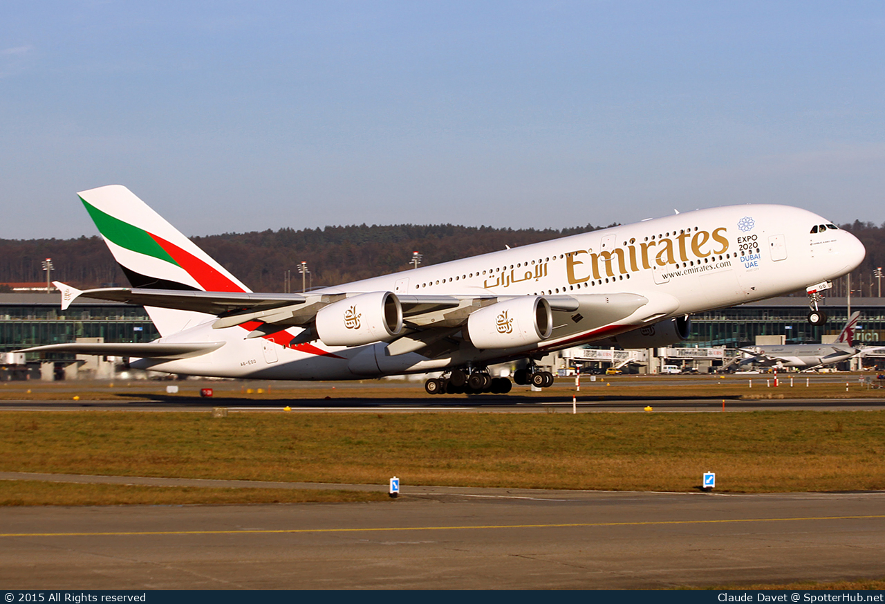 Photo of A6-EOO - Airbus A380-861 operated by Emirates