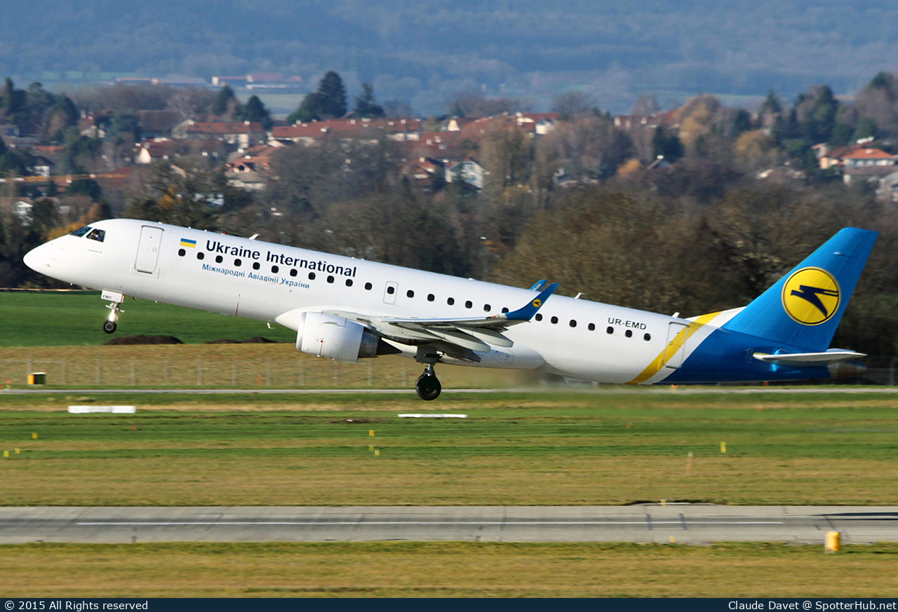 Photo of UR-EMD - Embraer ERJ-190LR operated by Ukraine International Airlines