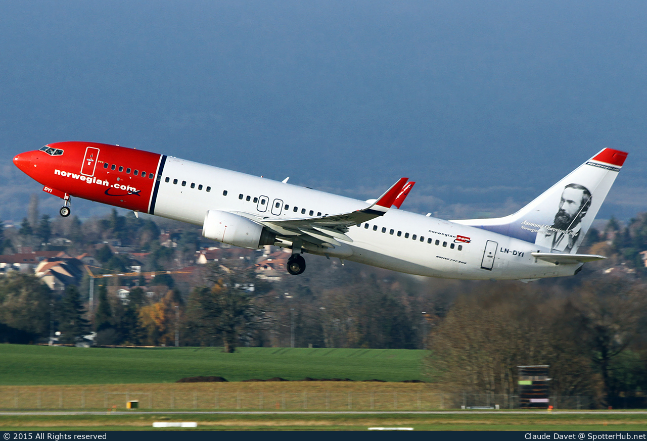 Photo of LN-DYI - Boeing 737-8JP operated by Norwegian Air Shuttle