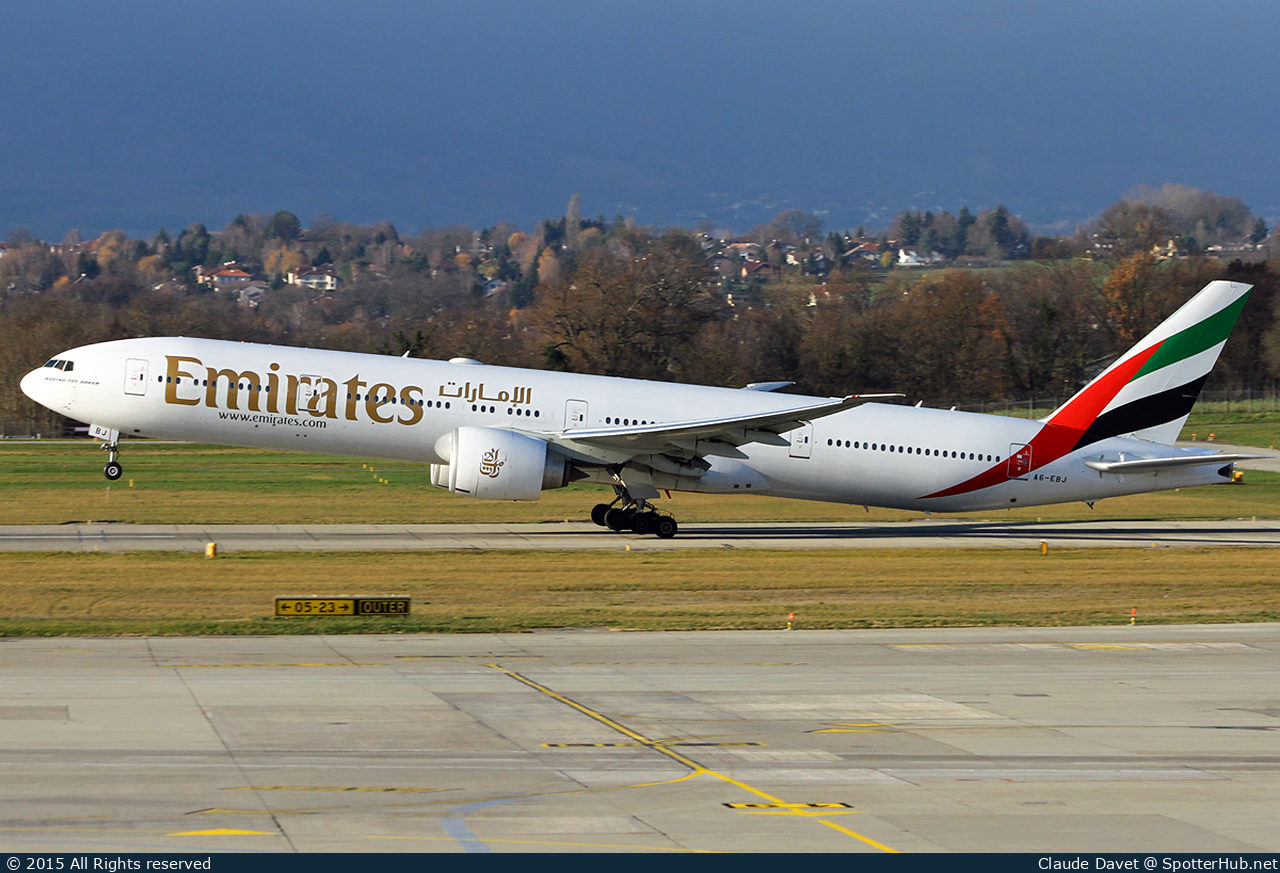 Photo of A6-EBJ - Boeing 777-36N(ER) operated by Emirates