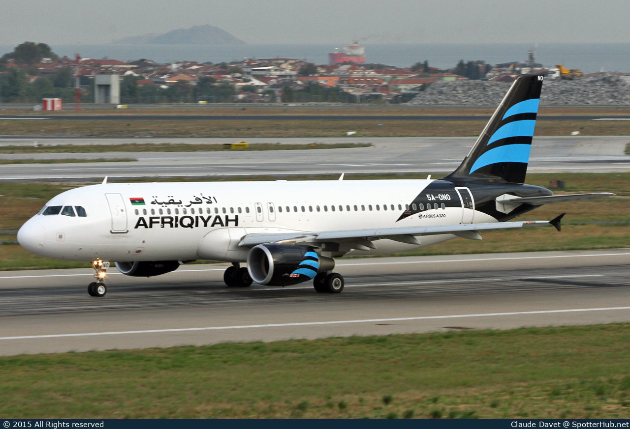 Photo of 5A-ONO - Airbus A320-214 operated by Afriqiyah Airways