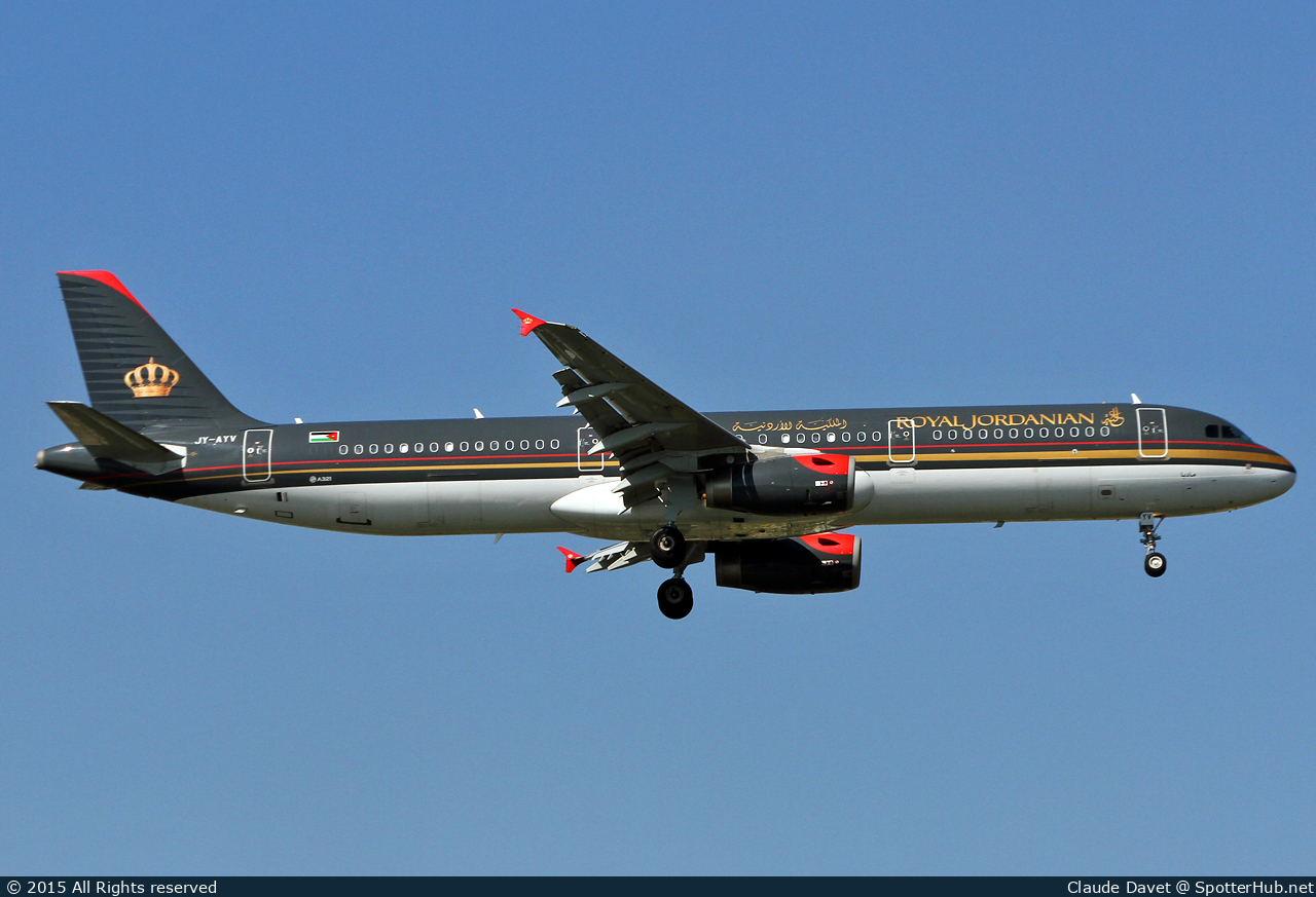 Photo of JY-AYV - Airbus A321-231 operated by Royal Jordanian Airlines