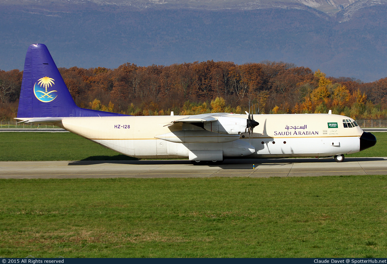 Photo of HZ-128 - Lockheed L-100-30 Hercules operated by Saudi Royal Flight