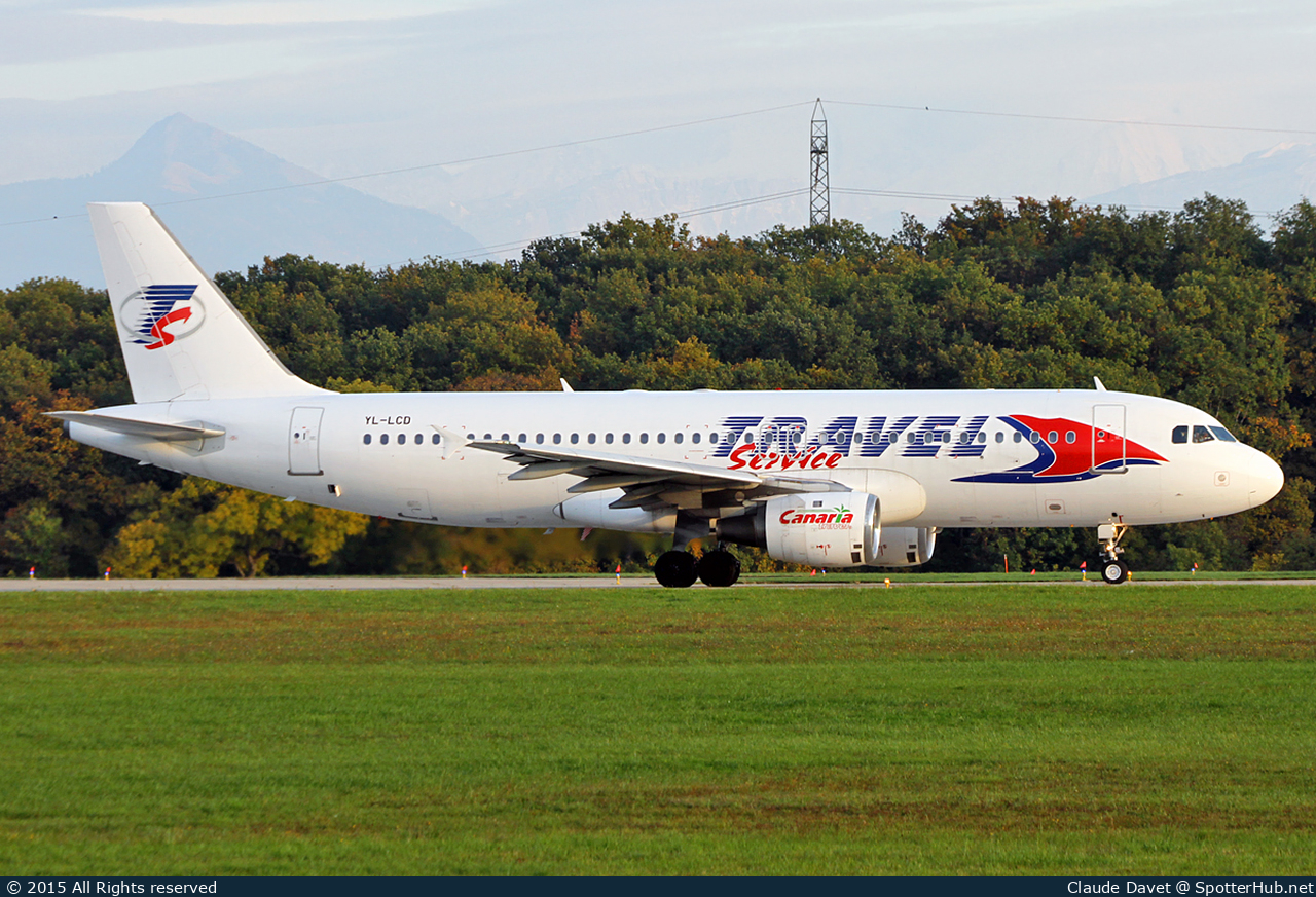 Photo of YL-LCD - Airbus A320-211 operated by Travel Service (opb SmartLynx Airlines)