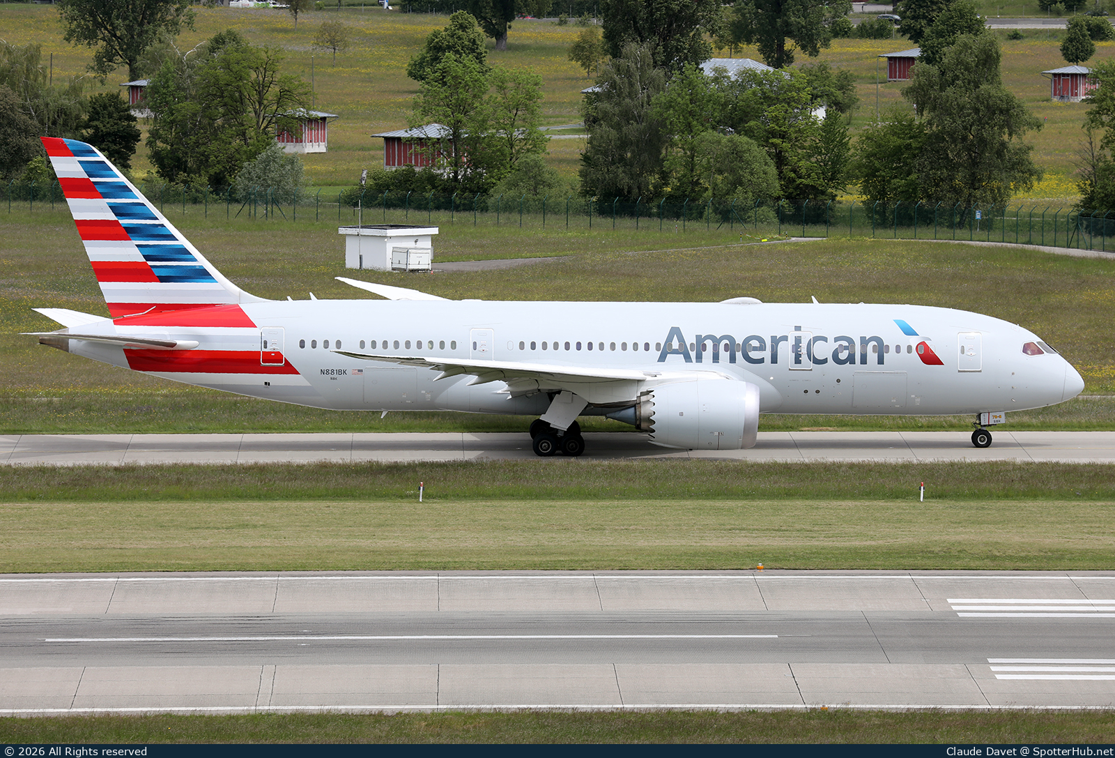 Photo of N881BK - Boeing 787-8 Dreamliner operated by American Airlines