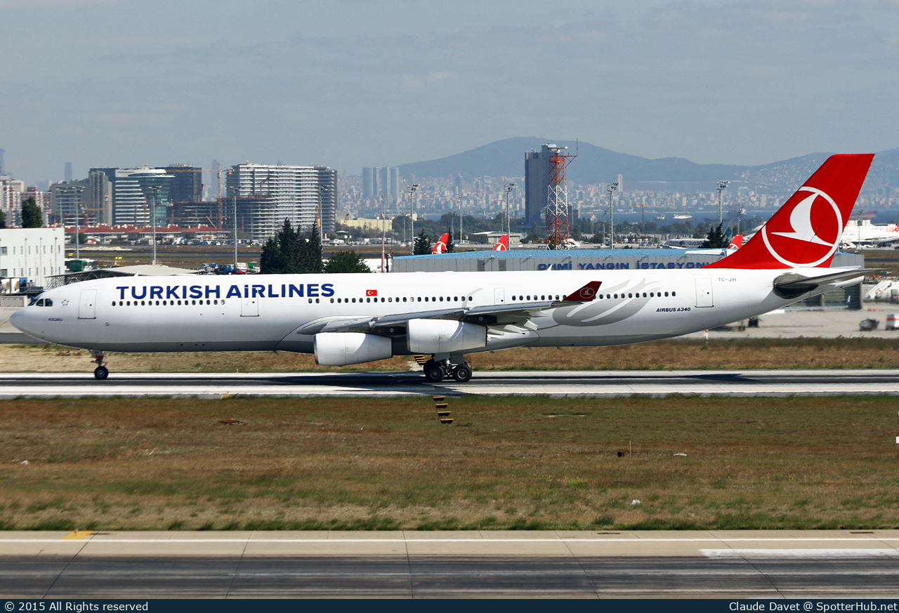 Photo of TC-JIH - Airbus A340-313 operated by Turkish Airlines