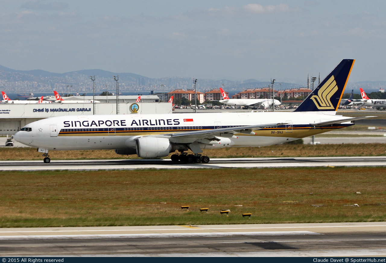 Photo of 9V-SVJ - Boeing 777-212(ER) operated by Singapore Airlines