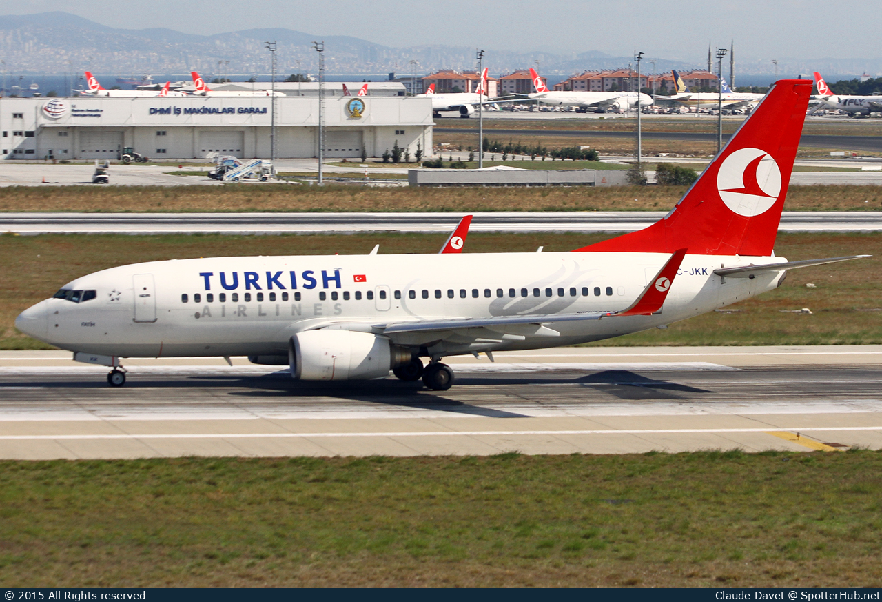 Photo of TC-JKK - Boeing 737-752 operated by Turkish Airlines