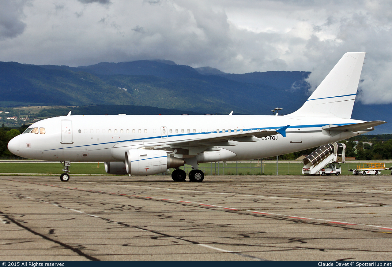 Photo of CS-TQJ - Airbus A319-115(CJ) operated by White Airways