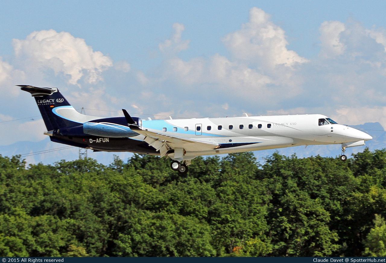 Photo of D-AFUN - Embraer Legacy 650 operated by Air Hamburg