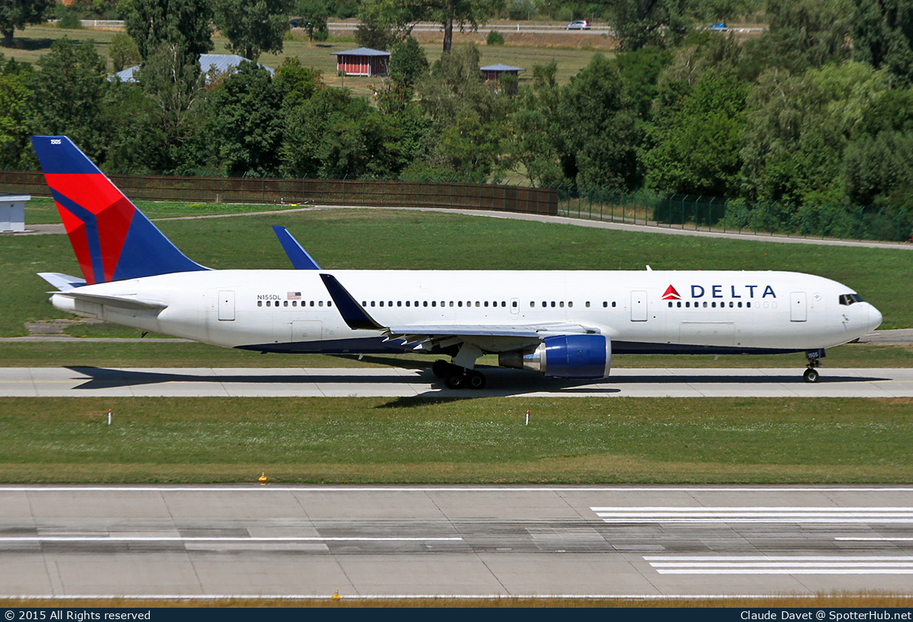 Photo of N155DL - Boeing 767-3P6(ER) operated by Delta Air Lines