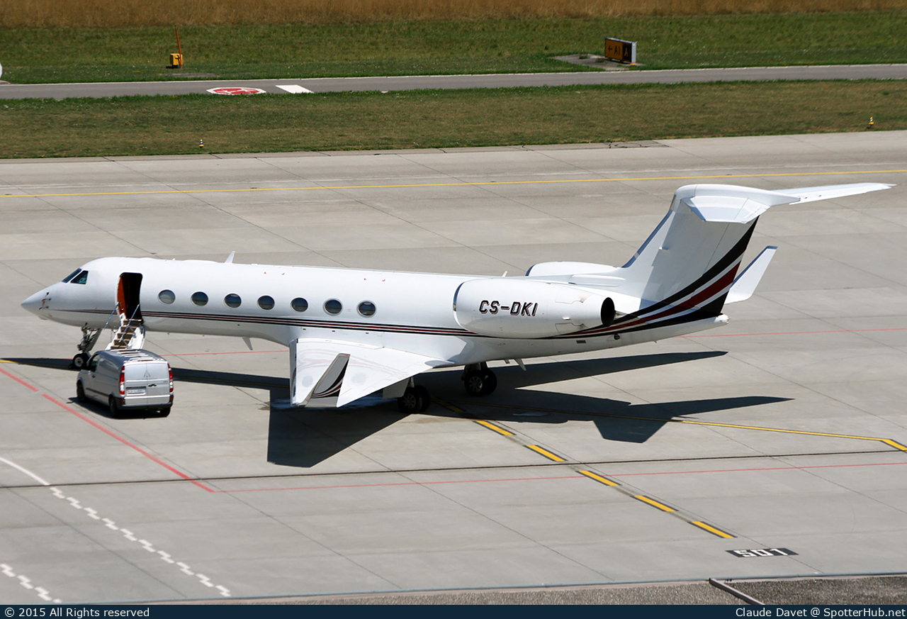 Photo of CS-DKI - Gulfstream GV-SP (G550) operated by NetJets Europe