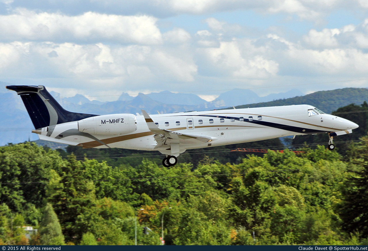 Photo of M-MHFZ - Embraer Legacy 650 operated by Nexus Flight Operations