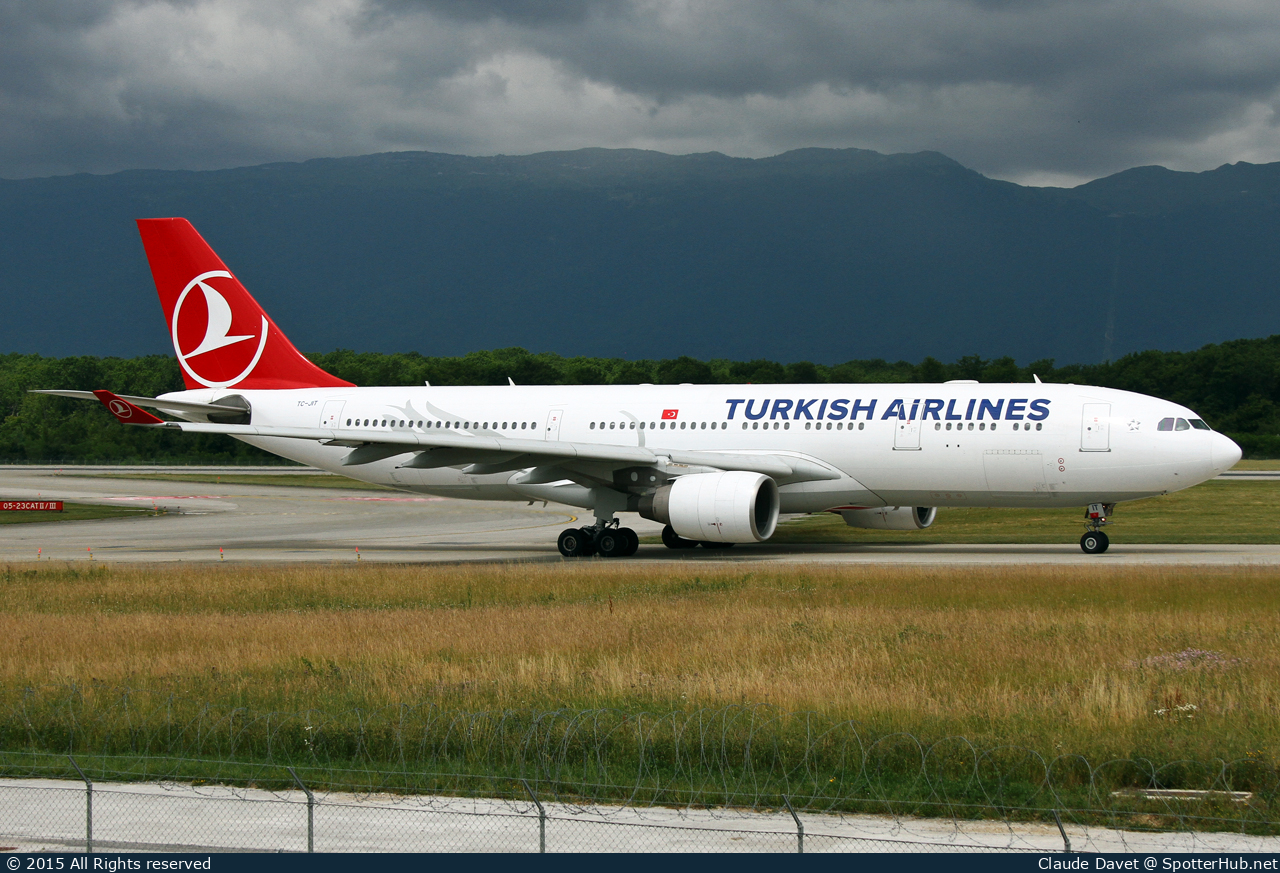 Photo of TC-JIT - Airbus A330-223 operated by Turkish Airlines