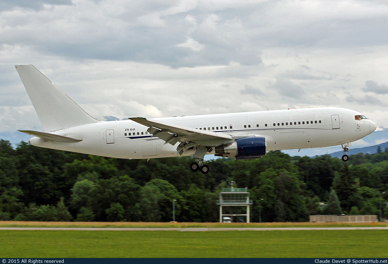 Photo of ZS-DJI - Boeing 767-216(ER) operated by Aeronexus