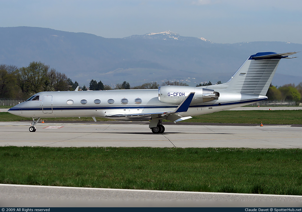Photo of G-CFOH - Gulfstream GIV operated by Gama Aviation UK