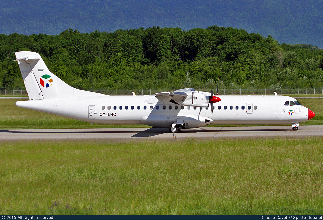 Photo of OY-LHC - ATR 72-212 operated by DAT Danish Air Transport