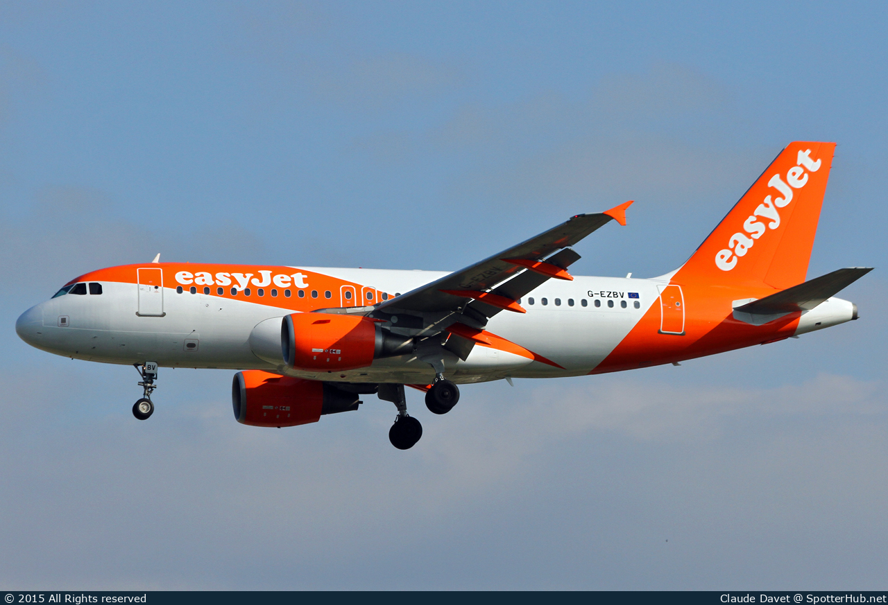 Photo of G-EZBV - Airbus A319-111 operated by easyJet