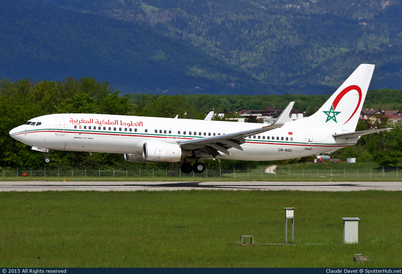 Photo of CN-ROU - Boeing 737-8B6 operated by Royal Air Maroc