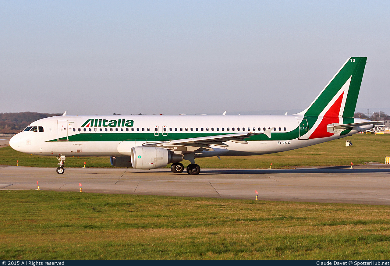 Photo of EI-DTO - Airbus A320-216 operated by Alitalia