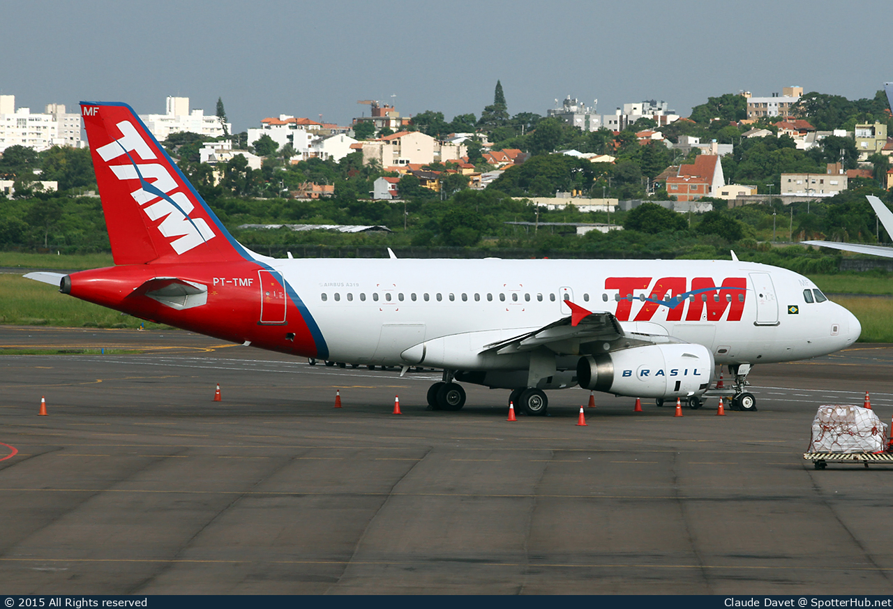 Photo of PT-TMF - Airbus A319-132 operated by TAM Linhas Aéreas