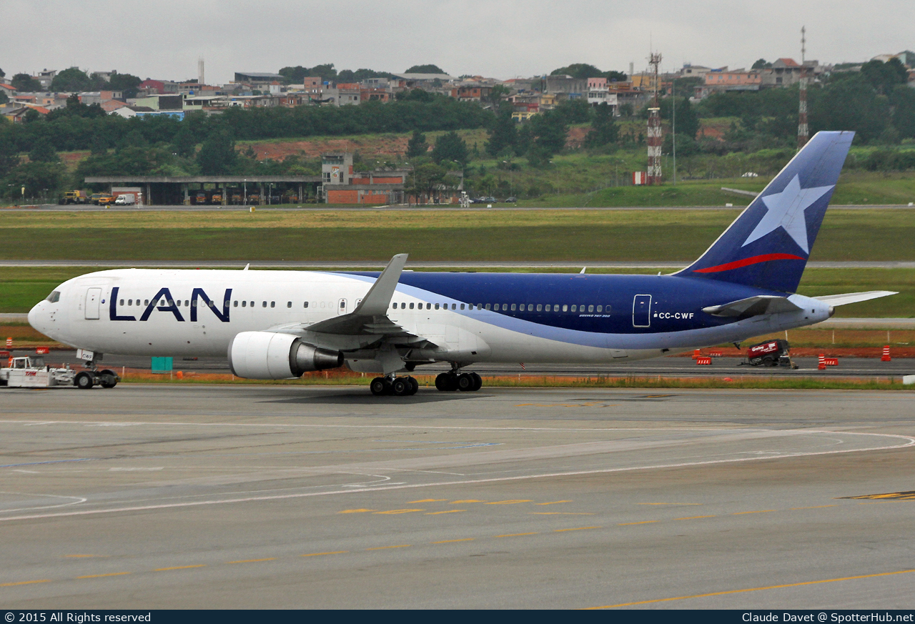 Photo of CC-CWF - Boeing 767-316(ER) operated by LAN Airlines