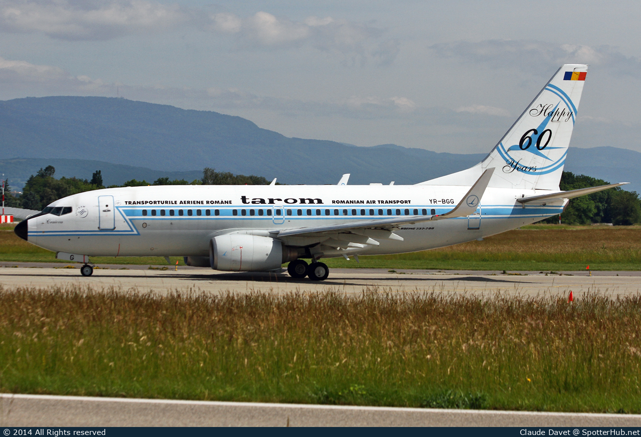 Photo of YR-BGG - Boeing 737-78J operated by Tarom - Romanian Air Transport