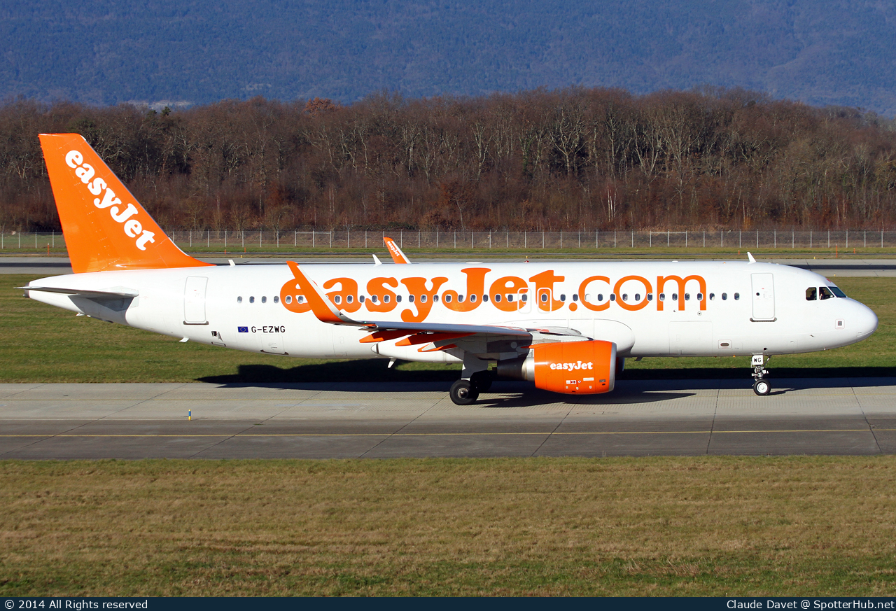 Photo of G-EZWG - Airbus A320-214 operated by easyJet