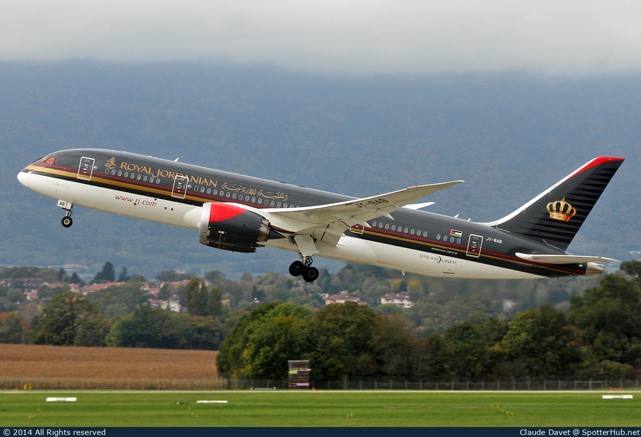 Photo of JY-BAB - Boeing 787-8 Dreamliner operated by Royal Jordanian Airlines