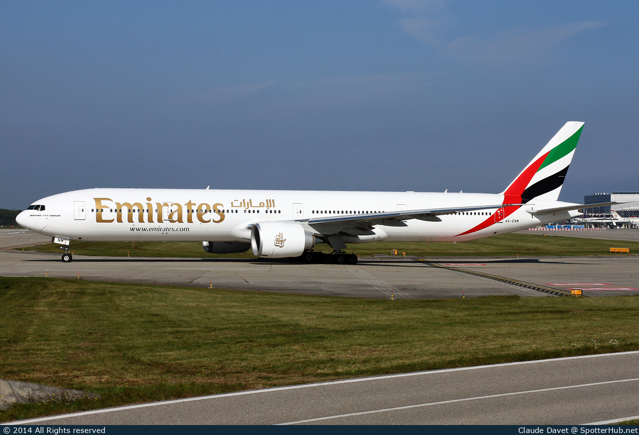 Photo of A6-ENM - Boeing 777-31H(ER) operated by Emirates