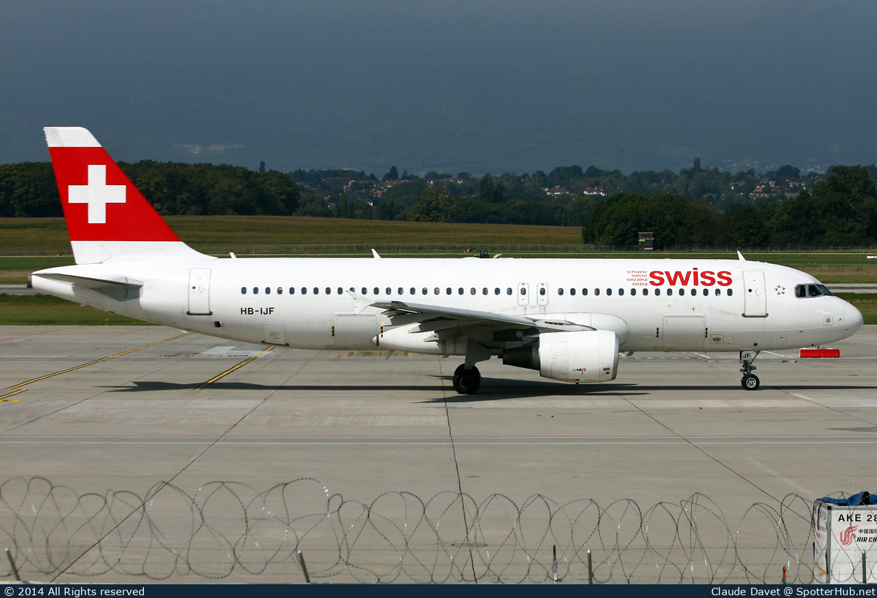Photo of HB-IJF - Airbus A320-214 operated by Swiss International Air Lines