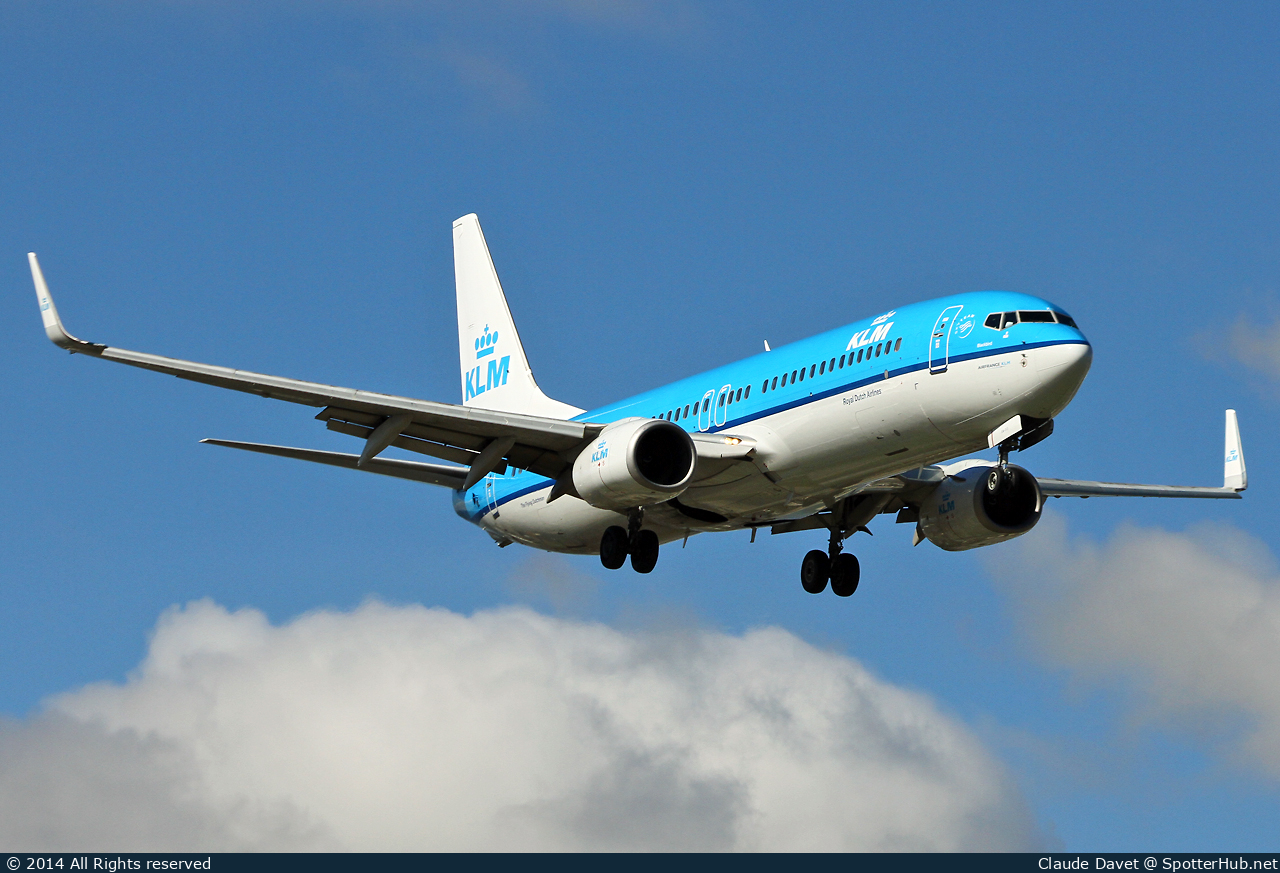 Photo of PH-BXN - Boeing 737-8K2 operated by KLM Royal Dutch Airlines