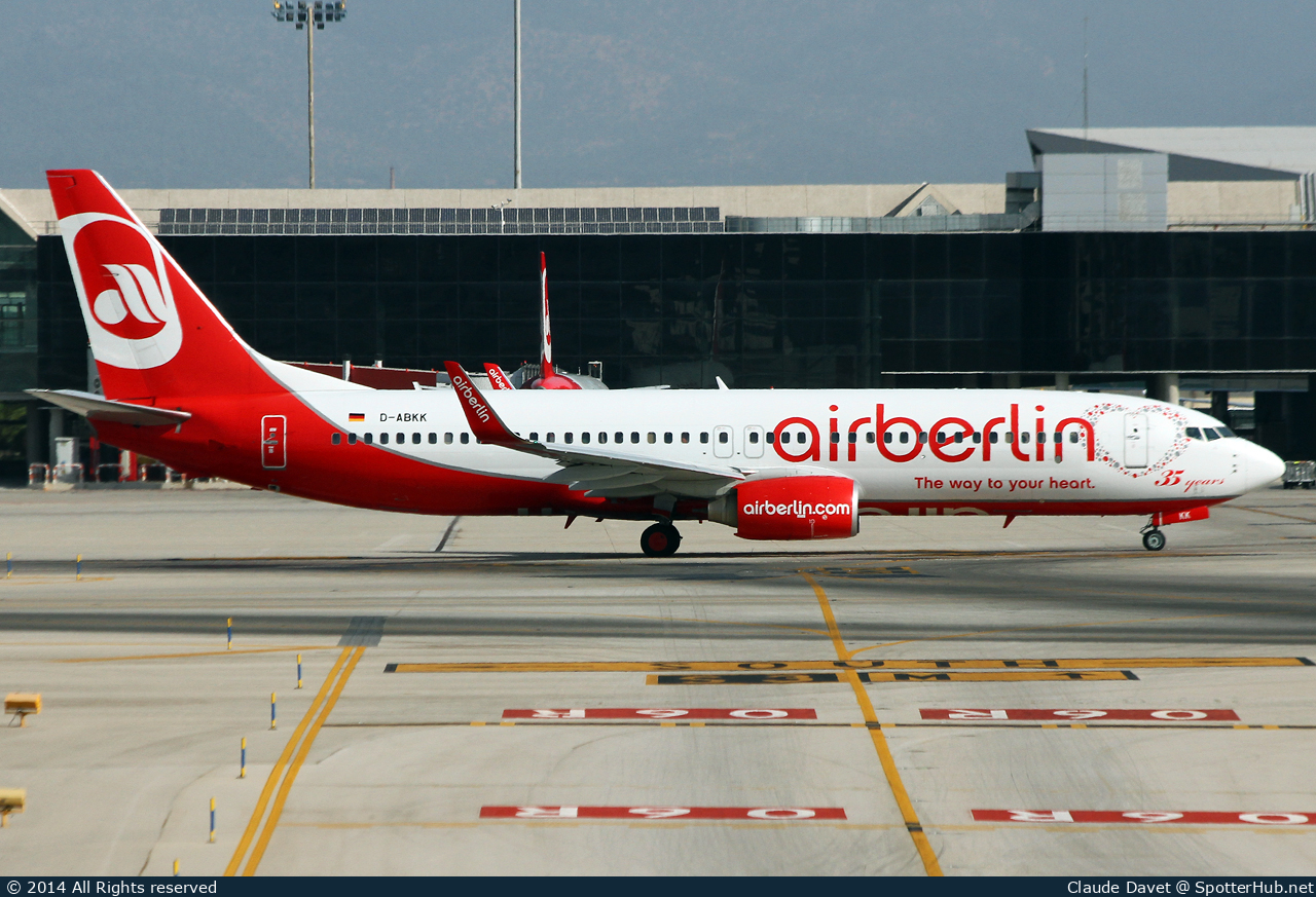 Photo of D-ABKK - Boeing 737-86J operated by Air Berlin