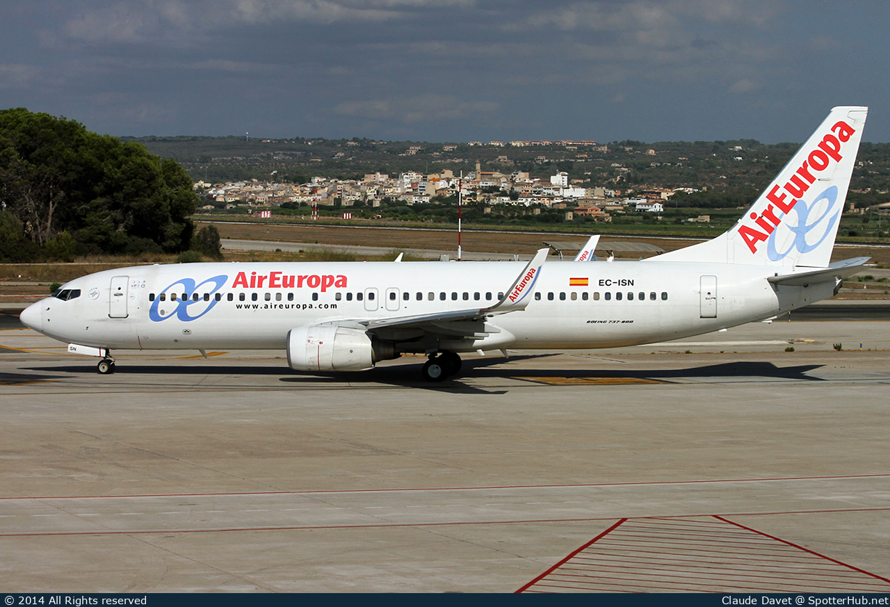 Photo of EC-ISN - Boeing 737-86Q operated by Air Europa