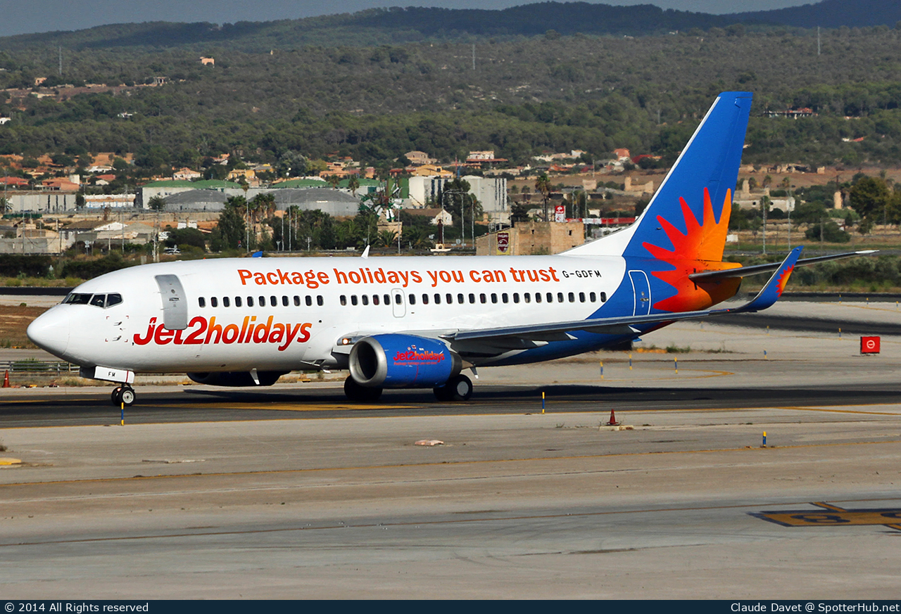 Photo of G-GDFM - Boeing 737-36N operated by Jet2