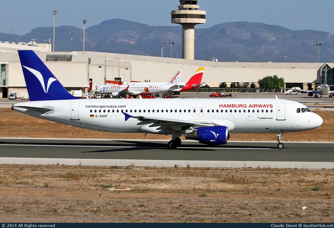 Photo of D-AHHF - Airbus A320-214 operated by Hamburg Airways
