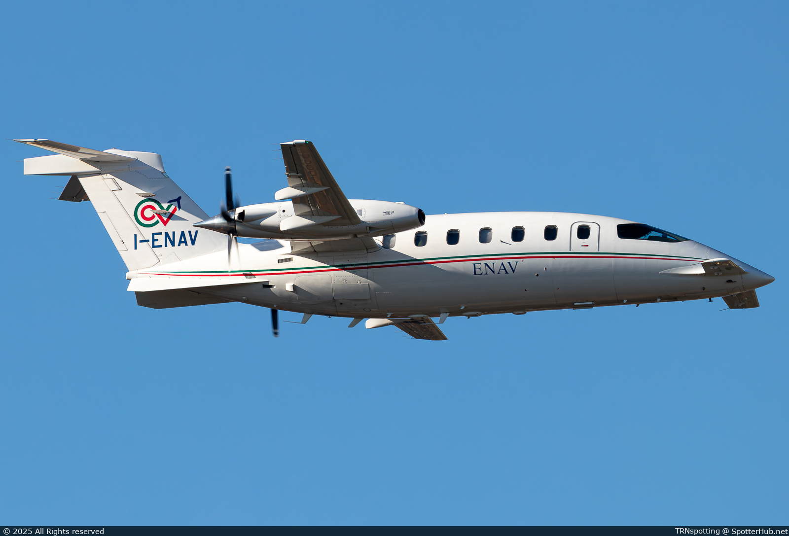 Photo of I-ENAV - Piaggio P.180 Avanti II operated by Italian Federal Ministry of Economy and Finance - ENAV