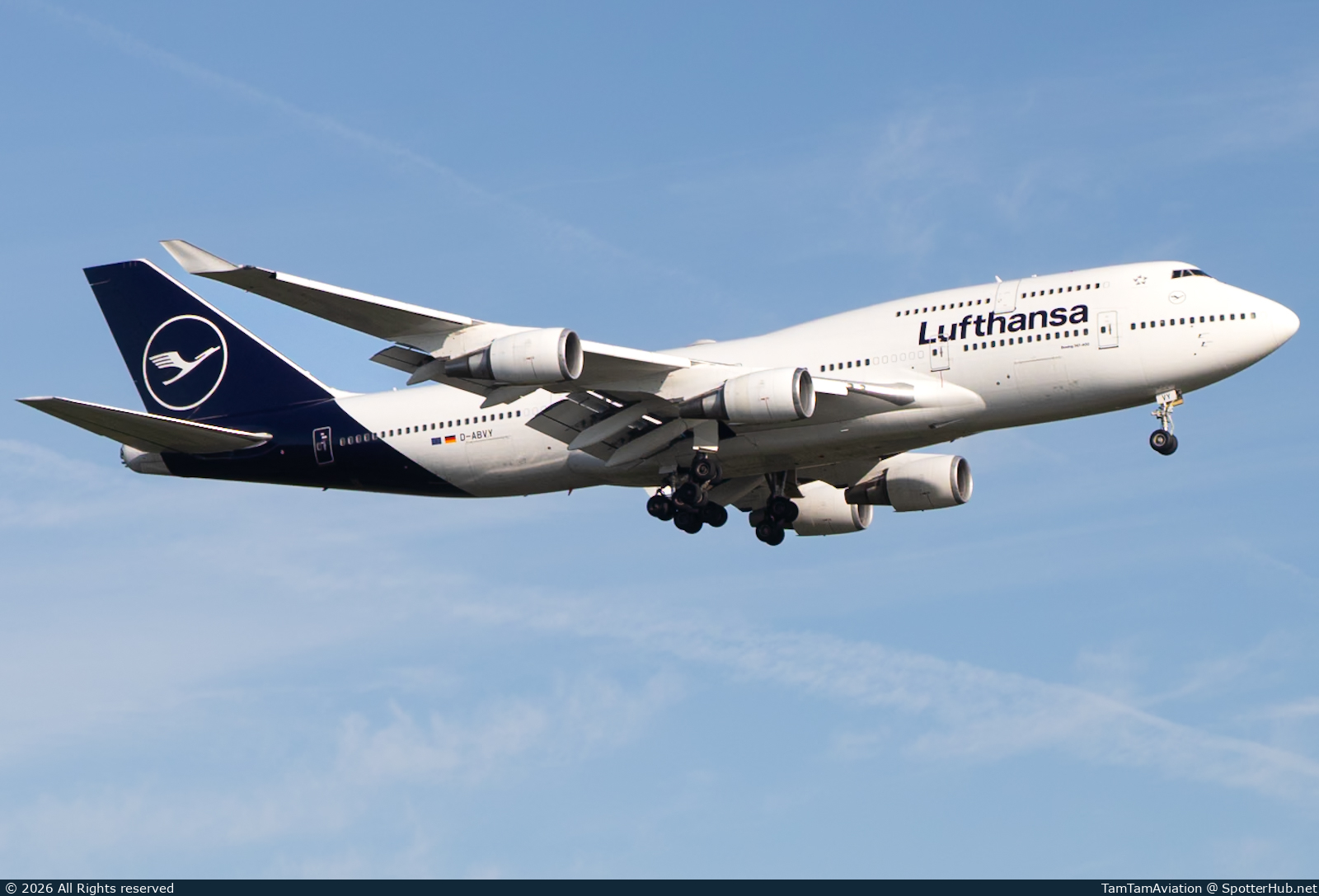 Photo of D-ABVY - Boeing 747-430 operated by Lufthansa