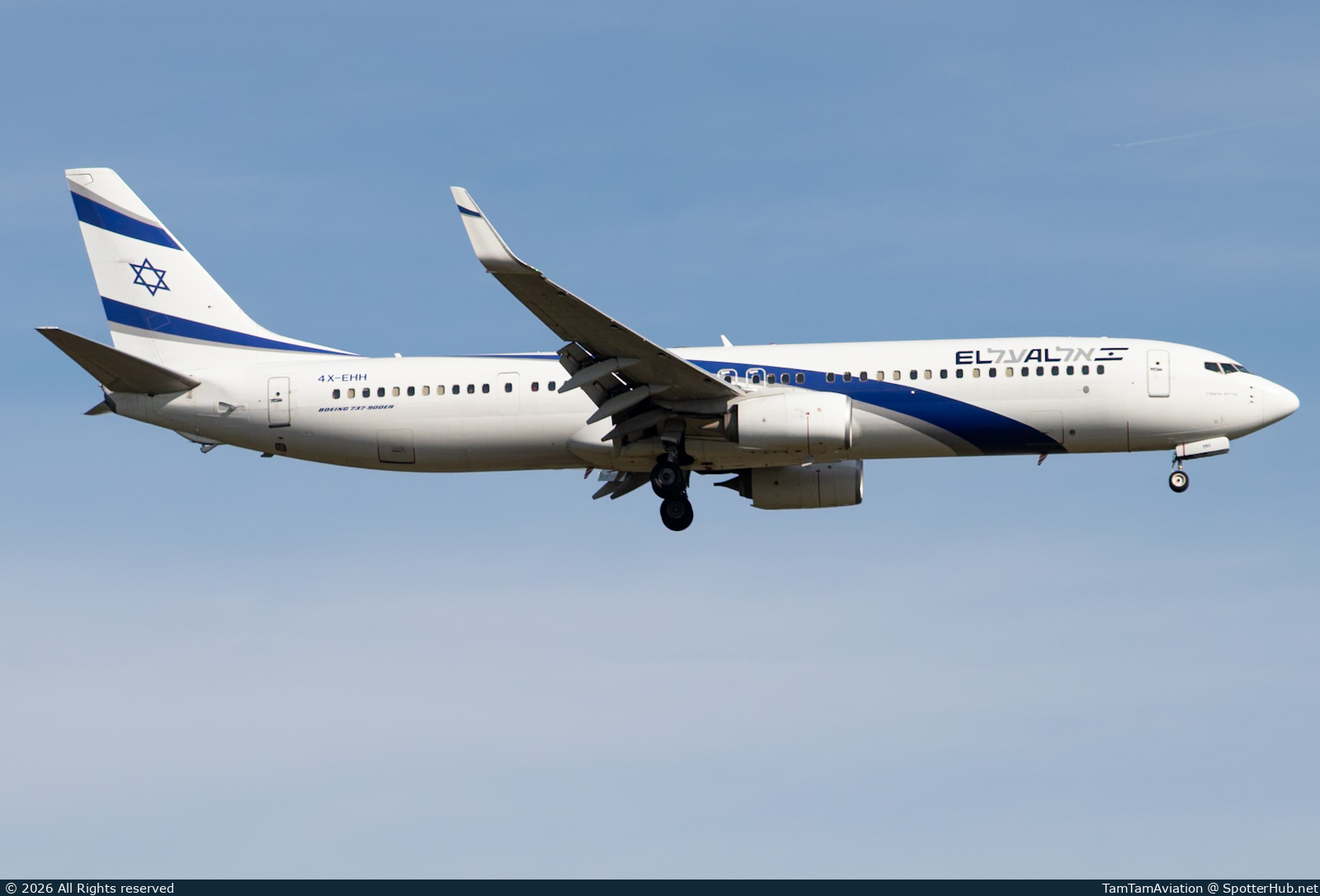 Photo of 4X-EHH - Boeing 737-958(ER) operated by El Al Israel Airlines